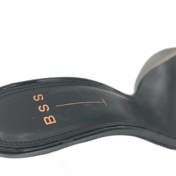 Black Suede Studio Pump in PVC/Patent with leather lining, Padded Footbed Sz 40. - Picture 7 of 8